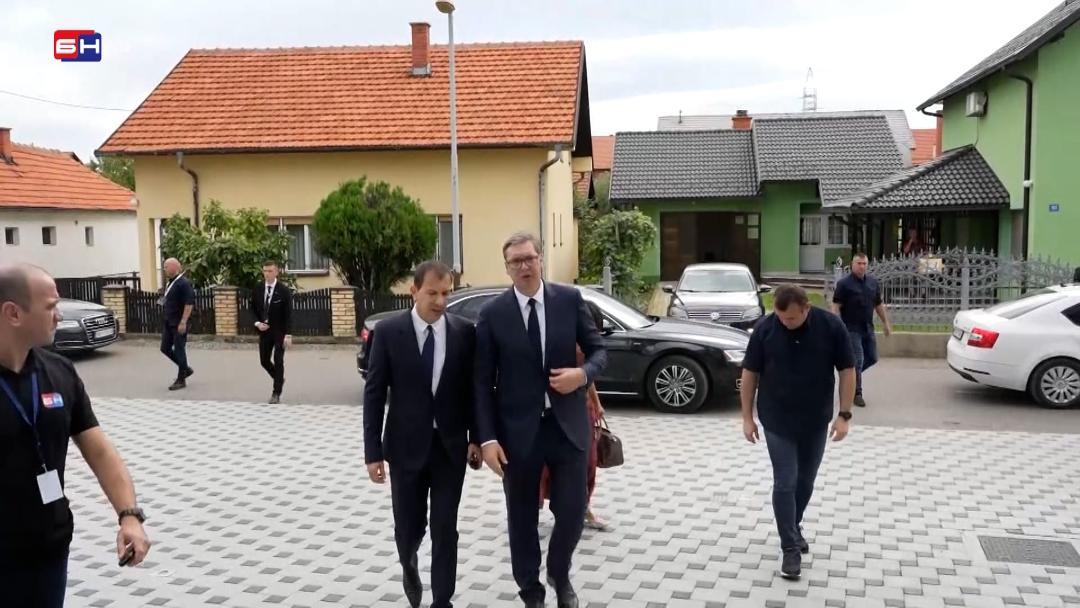 Aleksandar Vučić posjetio BN televiziju: Da li je ovo poruka Dodiku?