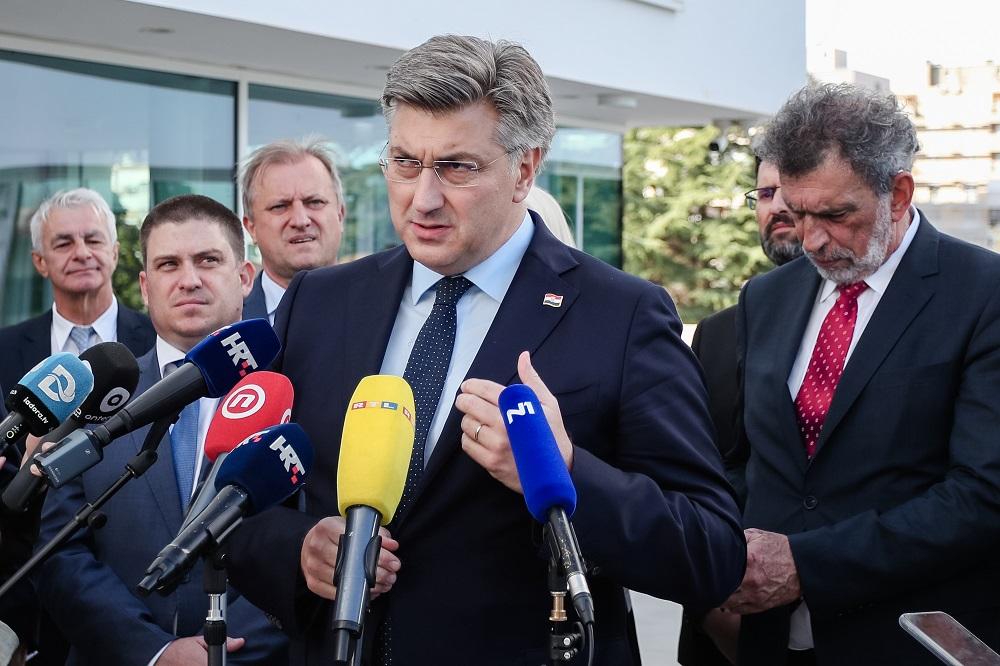 Plenković: Srbija preko Janafa može uvesti svu naftu, osim ruske - Avaz