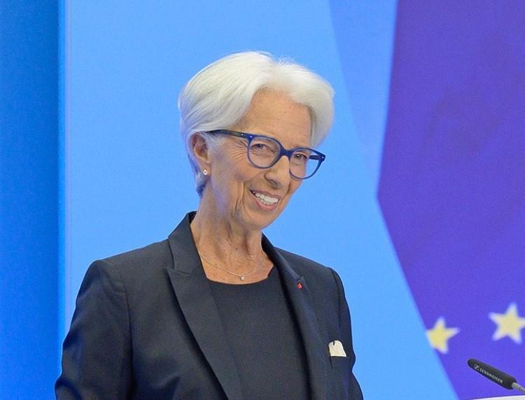 Lagarde:  Svako ko se tako ponaša mora biti vođen zlim silama - Avaz