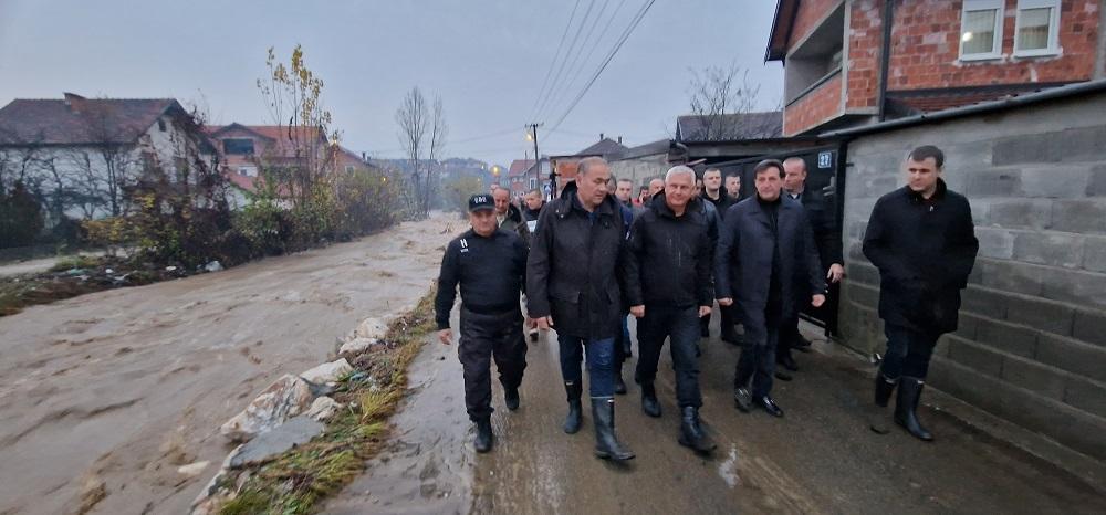 Poplave u Novom Pazaru i Tutinu: Pronađeno tijelo djeteta koje je upalo u nabujalu rijeku