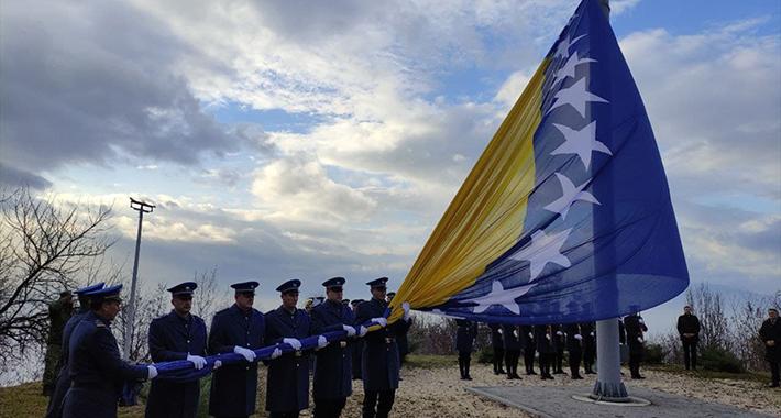 Zastava BiH - Avaz