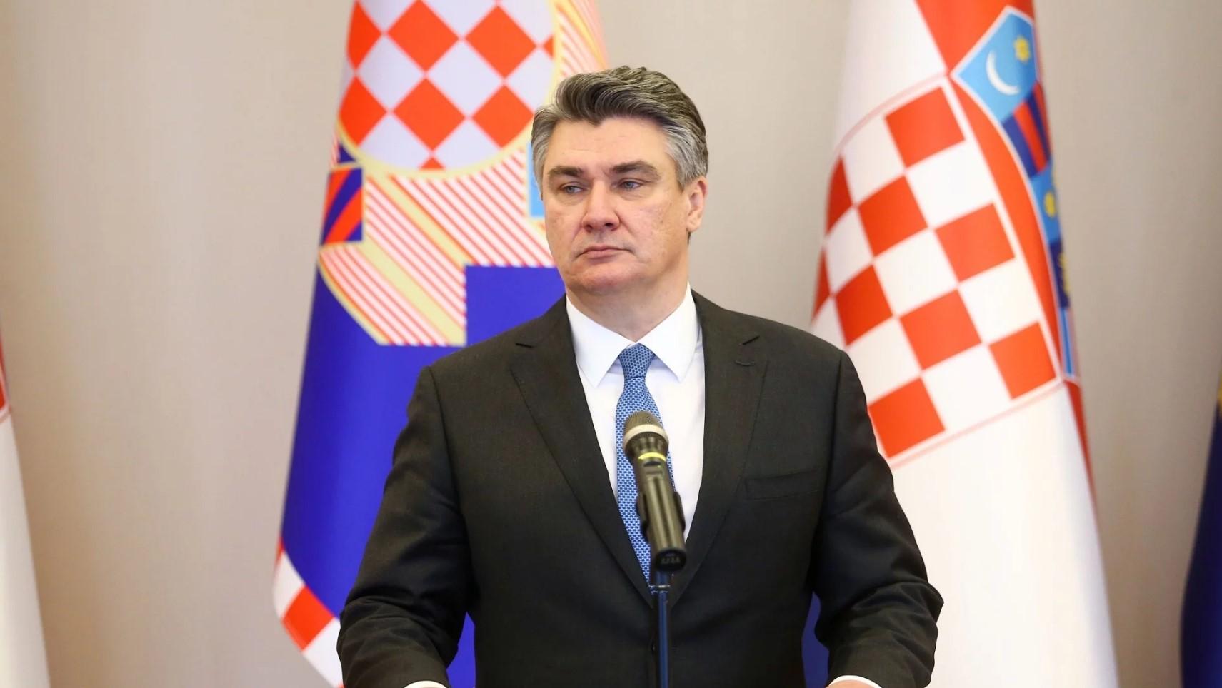 Zoran Milanović: Banožić se ugurao na fotografiranje u Vukovaru - Avaz