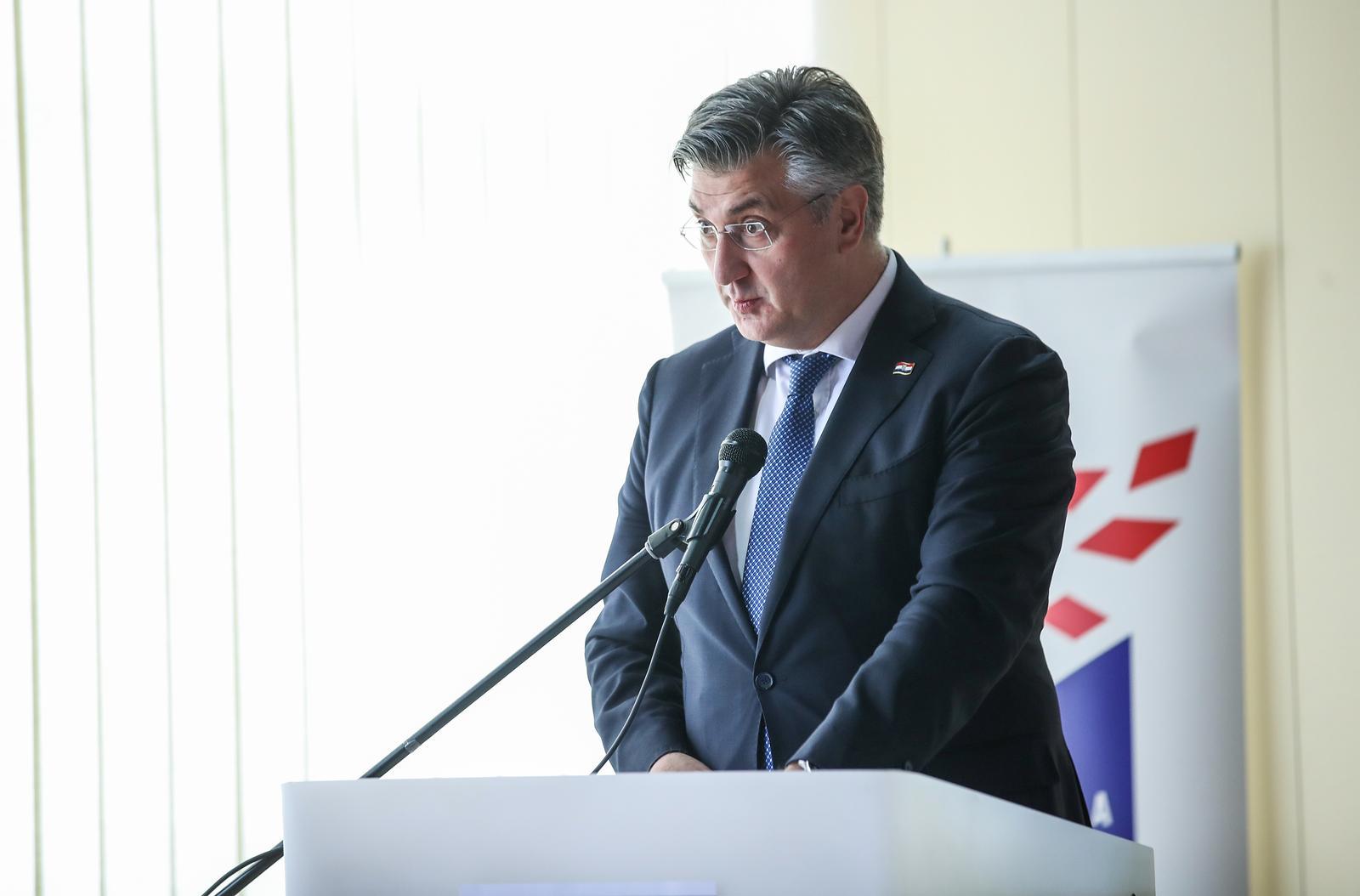 Plenković o obuci ukrajinskih vojnika u Hrvatskoj: Ovo je win-win situacija za Vladu