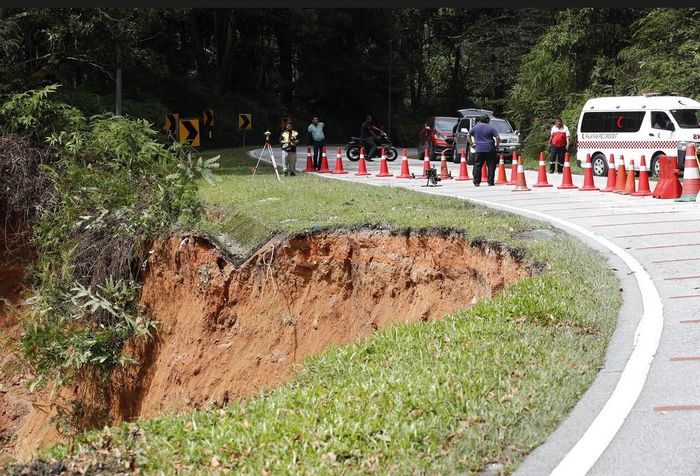 Užas u Maleziji: Poginulo 12 osoba, više od 20 nestalih na klizištu