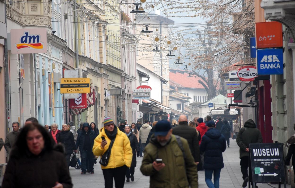 U Bosni maglovito, a u Hercegovini sunčano: Meteorolozi najavili snijeg