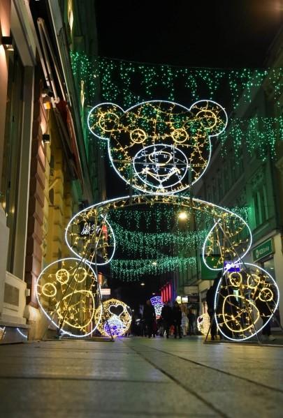 Dekoracije postavljene u Sarajevu - Avaz