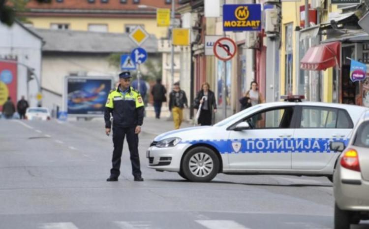 Policija privela napadača - Avaz