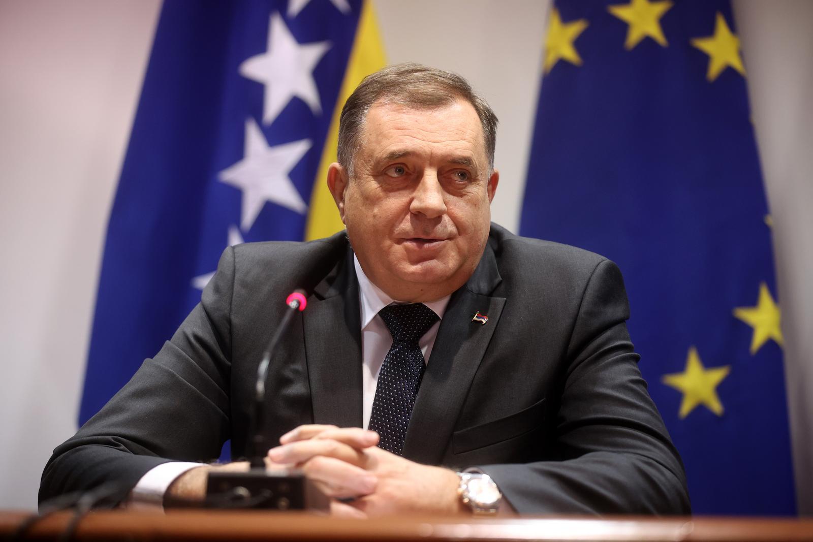 Dodik: Prigovori Osmorke oko imovine ne stoje, to nije predmet dogovora