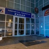 Zadar: Privedene dvije osobe zbog napada na delegaciju KK Crvena zvezda