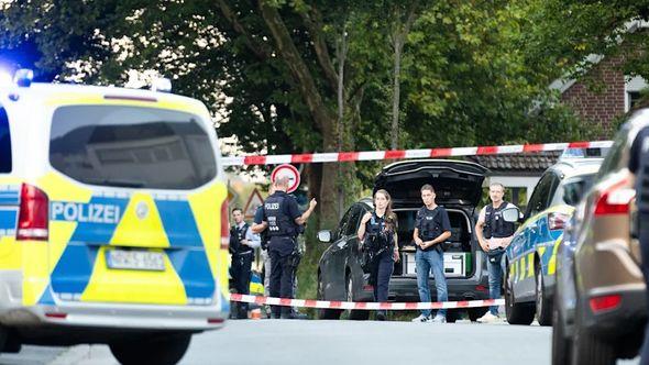 Brojne policijske ekipe na terenu - Avaz