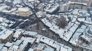 Video / Pogled iz zraka na Baščaršiju: Idilični prizori pod snijegom