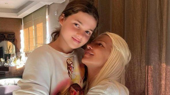 Nika Tošić i Jelena Karleuša - Avaz