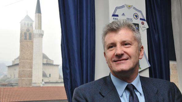 Davor Šuker - Avaz