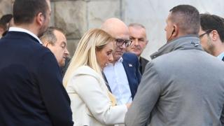 Jelena Tanasković, v.d. direktora Infrastrukture željeznice Srbije, stigla na saslušanje u PU Novi Sad