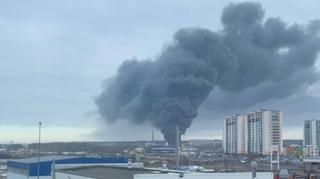 Video / Ogroman požar kod aerodroma u Sankt-Peterburgu: Ima povrijeđenih