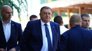 Milorad Dodik će se tek sutra na Kozari obratiti povodom odluka Kristijana Šmita