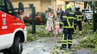 Nevrijeme u Zagrebu: Dvije osobe poginule