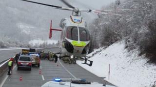 Vozač iz BiH napravio haos: Ušao u traku za hitne slučajeve i udario dijete, povrijeđeno još pet osoba