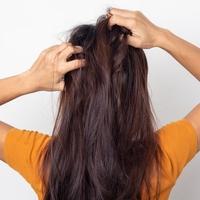 Ne pretjerujte s pranjem kose: Dermatologinja upozorila na popularni trend