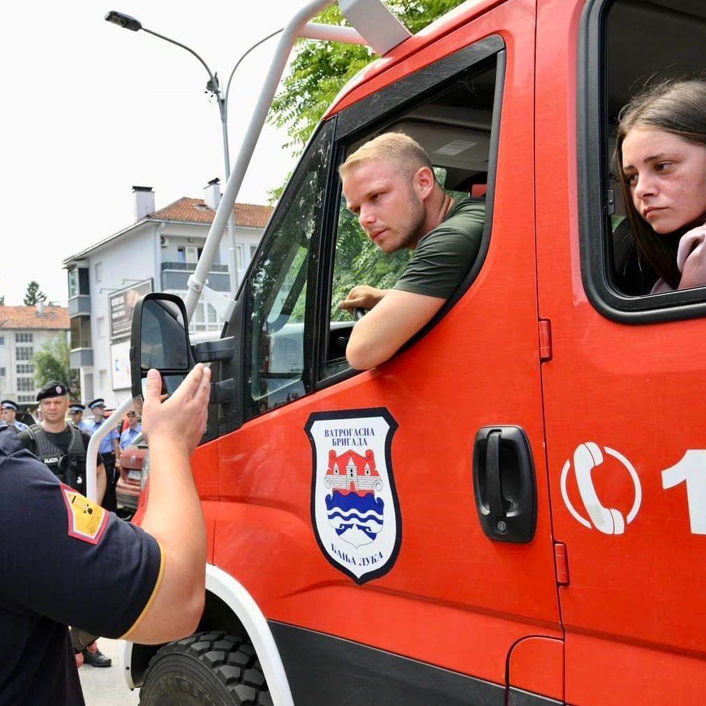 Stanivuković na protestima: Spreman sam da do kraja branim gradsku imovinu