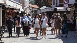 U BiH i danas na snazi crveni meteoalarm: Temperature do 42 stepena, mogući lokalni pljuskovi