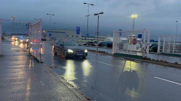 Kurti sletio na Sarajevski aerodrom iz Zagreba - Avaz