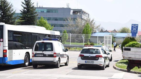 Srtoge kontrole na aerodromu - Avaz