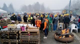 Francuski farmeri nastavili proteste uprkos vladinim ustupcima