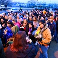 Mourners at Graceland to bid farewell to Lisa Marie Presley