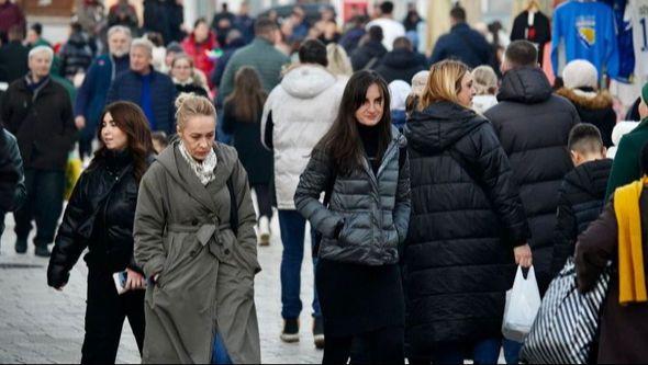 Prevareni turisti: Gradska uprava ponudila smještaj - Avaz