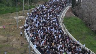 Hiljade Izraelaca autocestom umarširale u Jerusalem: Došli do Netanjahuove rezidencije