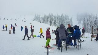 Stotine skijaša uživalo u vikendu na Busovačkoj planini