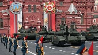 Medvedev pozvao američke neprijatelje da koriste rusko oružje protiv SAD
