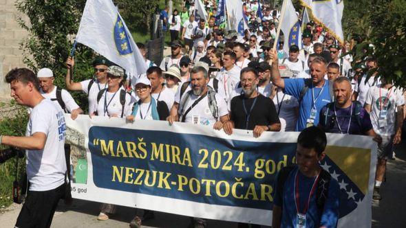 Marš mira: Prepješačit će 100 kilometara od Nezuka do Srebrenice - Avaz