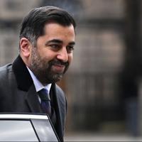 Humza Jusaf podnio ostavku, više nije premijer Škotske