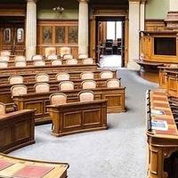 Parlament Švicarske usvojio zakon o "zabrani burke"