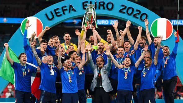 Italija: Brani titulu prvaka - Avaz