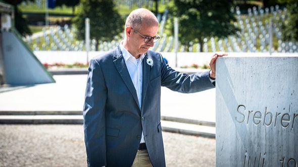 Brand tokom posjete Memorijalnom centru - Avaz