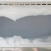 Ovo je način da uklonite led iz zamrzivača