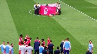 Uznemirujuće / Stravična povreda fudbalera Notingema, svi na stadionu se držali za glave