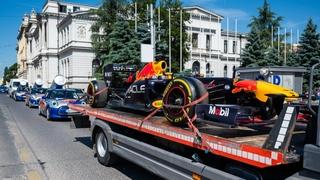 Karavan Red Bull Racinga prošao ulicama Sarajeva i najavio Red Bull Showrun