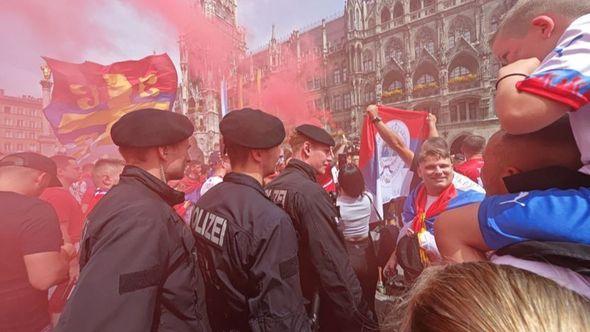 Policija na Marienplacu u Minhenu - Avaz