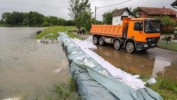 Poplave - Avaz