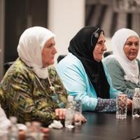 Katarska ministrica Al-Hater s majkama Srebrenice: "Nećemo vas zaboraviti..."