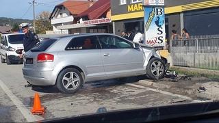 Krš i lom: Udes u Zavidovićima, policija na terenu