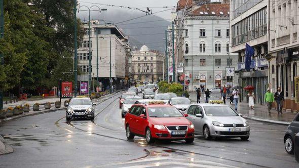 Stanje na cestama - Avaz