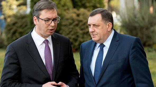 Aleksandar Vučić i Milorad Dodik - Avaz