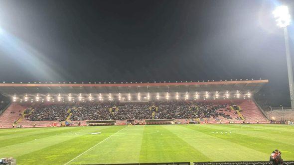 Zapadna tribina stadiona Bilino polje - Avaz