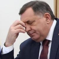 Kada Dodik aterira