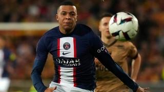 Record-chasing Mbappé has Cavani's PSG mark in his sights